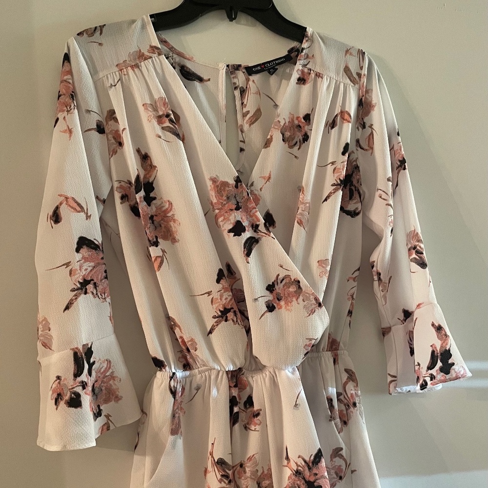 One Clothing Los Angeles Romper size S